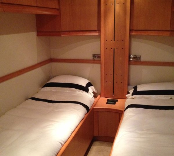 Pershing 88 - Starboard stateroom