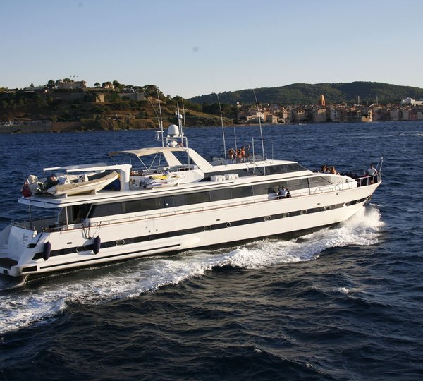 QUEEN SOUTH -  Cruising