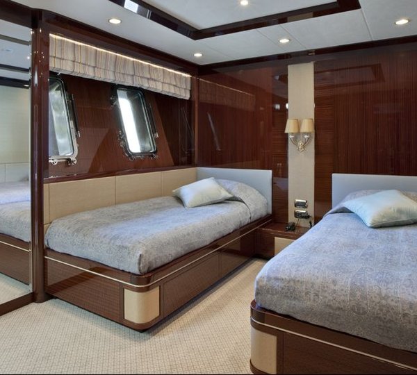 REVE D OR -  Twin Cabin