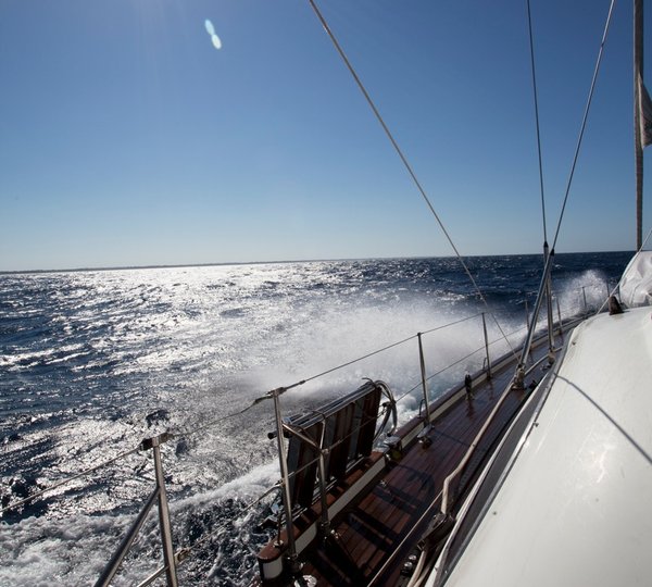 ROMEO and C - Cruising