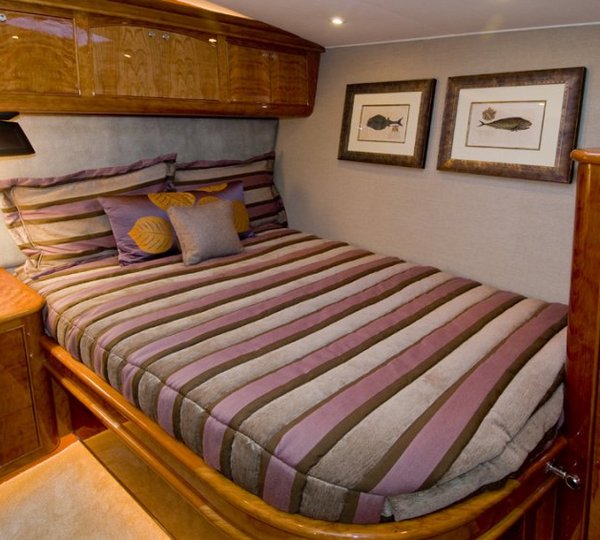 Ravaganza Yacht - Stateroom