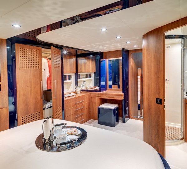 Riva 68 Yacht SPACE - Master view