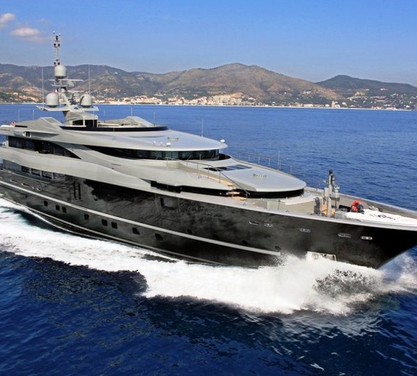 SEA FORCE ONE - Main Yacht Profile