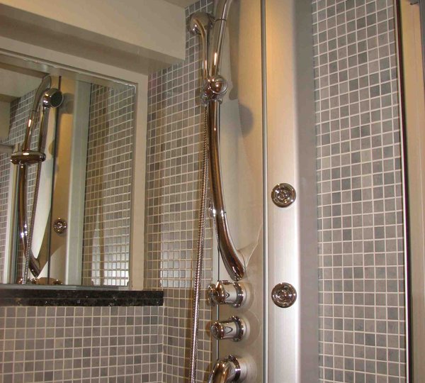 SEAWIDE - Master cabin shower