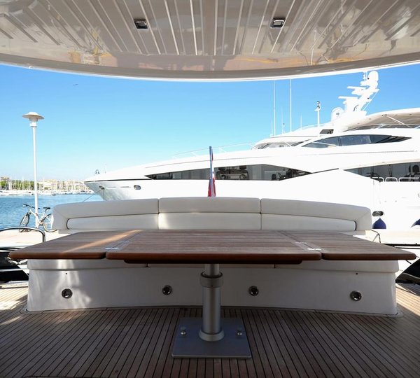 SEFERINO Aft Deck