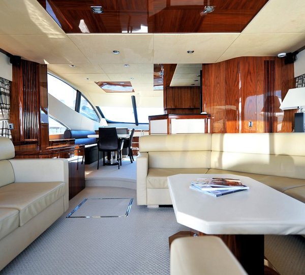 SEFERINO Salon Dining