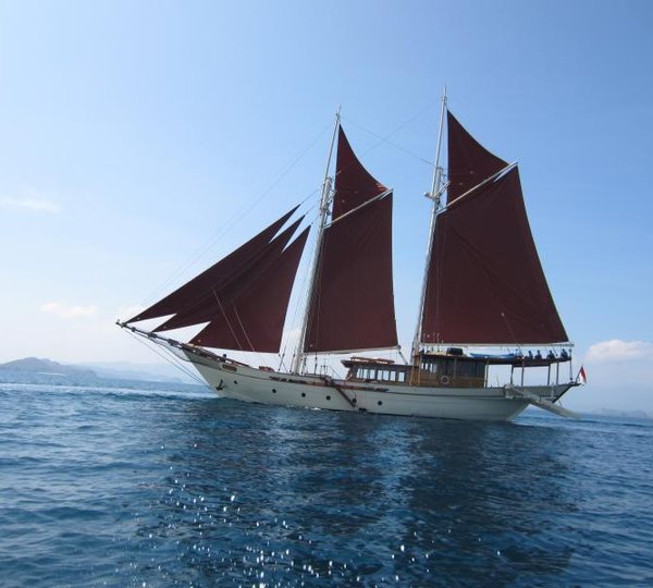 SI DATU BUA At anchor