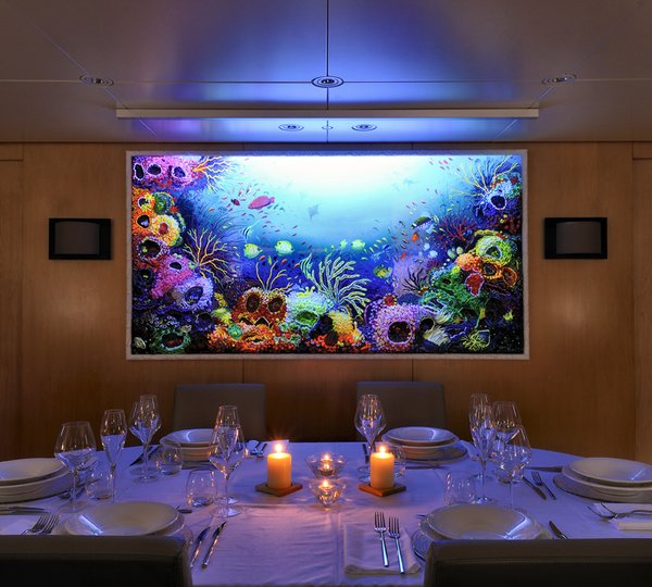 SL100 ARIA -  Dining Table at Night