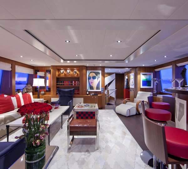 SNOWBIRD Deck Lounge