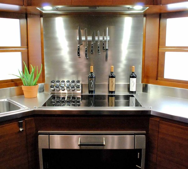 SOLO CONTIGO - Galley