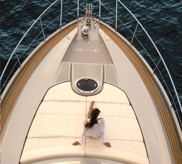 SPLENDID V -  Foredeck