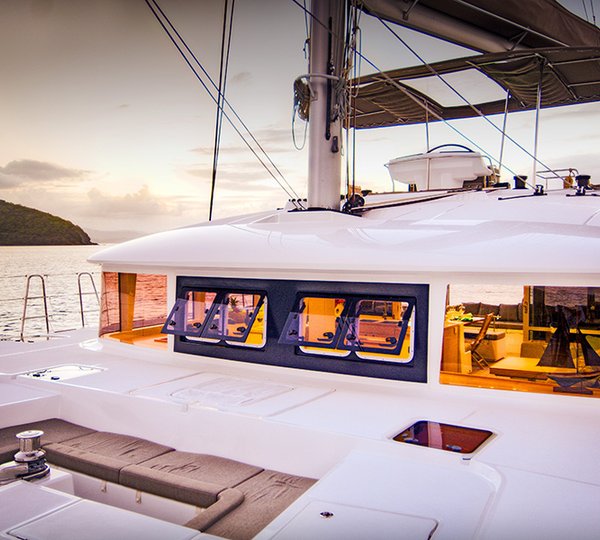 SY A2 - Forward guest cockpit