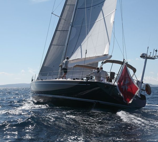 SY FAR II KIND - Port tack