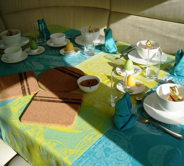 SY FLYING MAGIC -  Breakfast