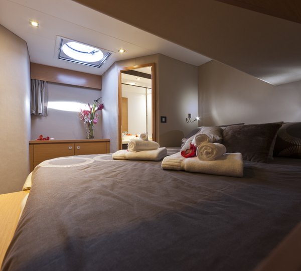 SY HIGHKINKS II - 008