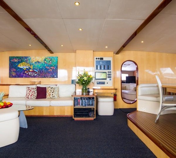 SY KINGS RANSOM - Saloon view