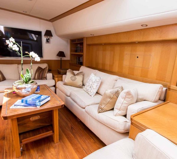 SY MARGARET ANN - Salon lounge