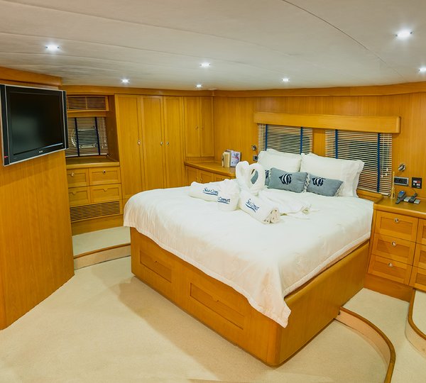SY SEA COMET - Master cabin 1