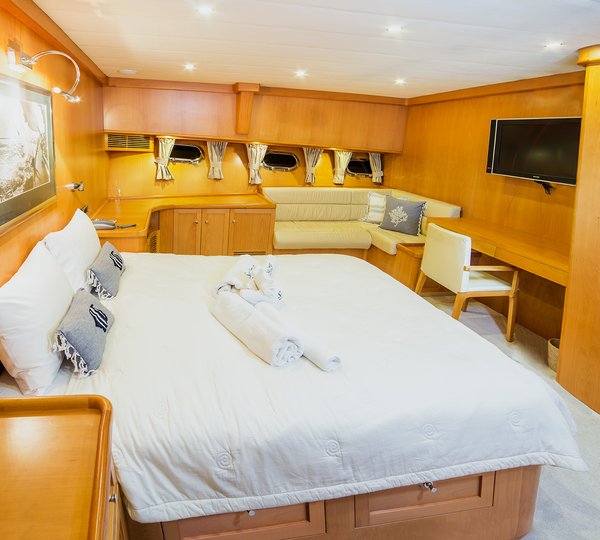 SY SEA COMET - Master cabin