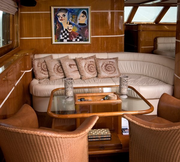 SY SILVER MOON - Lounge