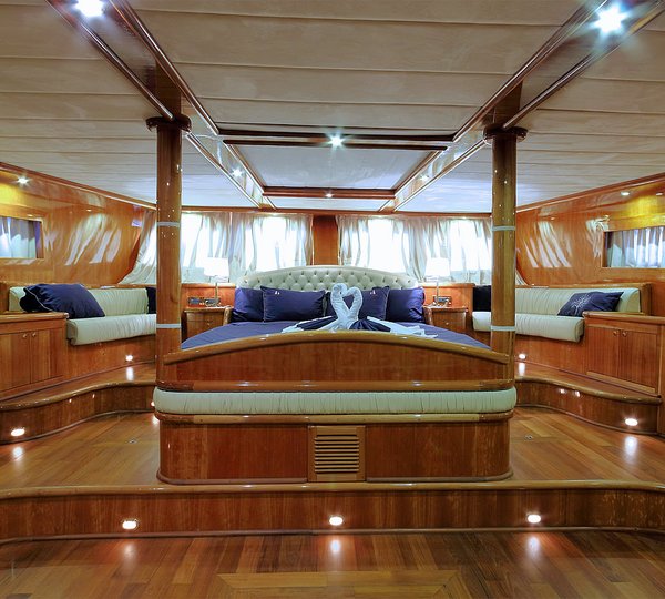 SY SILVER MOON - Master cabin