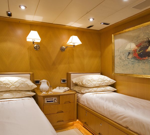 SY TENAZ - Twin cabin