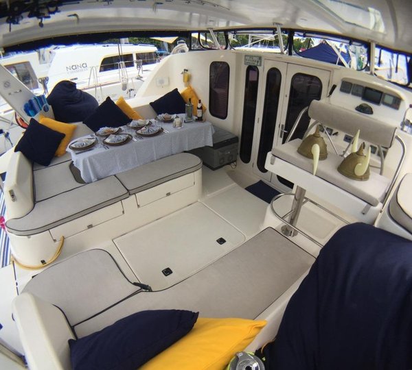 SY VIKING DREAM - Cockpit