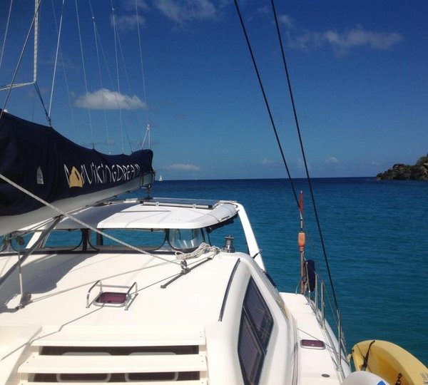 SY VIKING DREAM - Deck