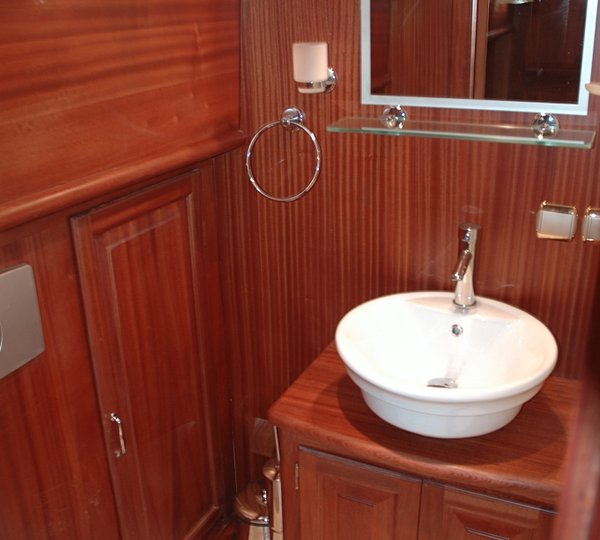 SY WHYNOT 1 - Ensuite