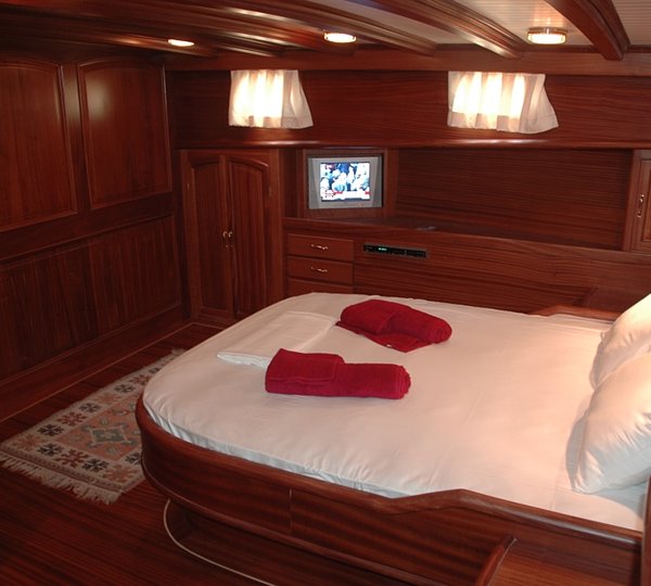 SY WHYNOT 1 - VIP cabin