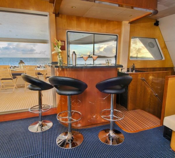 SY ZINGARA - Salon bar