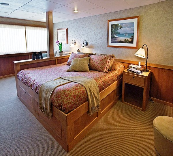 Safari Explorer - Stateroom