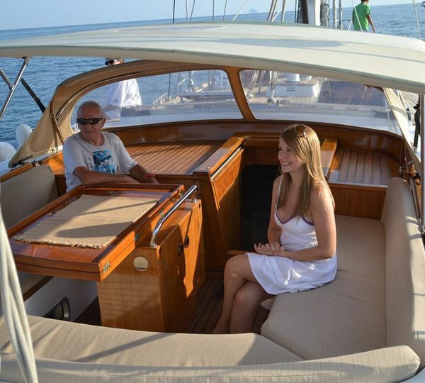 Sail Yacht LETIZIA - Cockpit