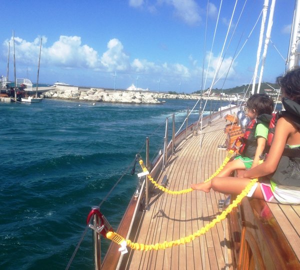 Sail Yacht NORTHERN STAR - Side Deck