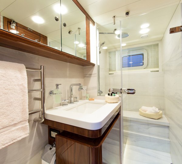 Sail Yacht PENELOPE -  Guest Ensuite