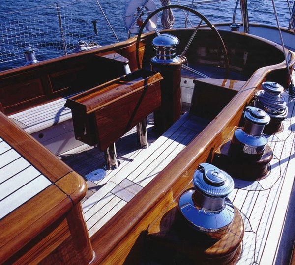 Sail Yacht WINDROSE -  Cockpit