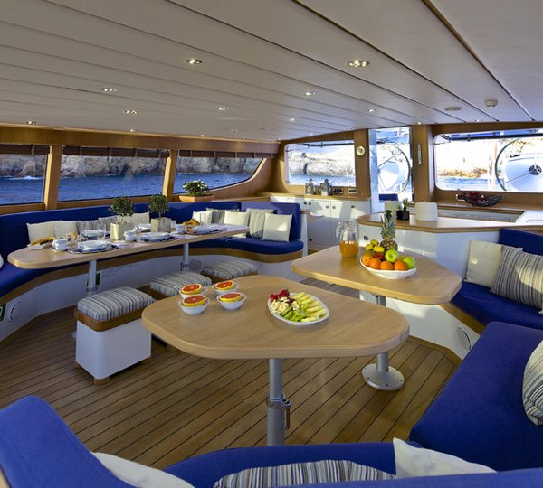 Sail yacht ALLURE - Salon Seating