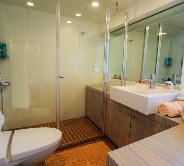 Sail yacht L'AQUILA - Ensuite