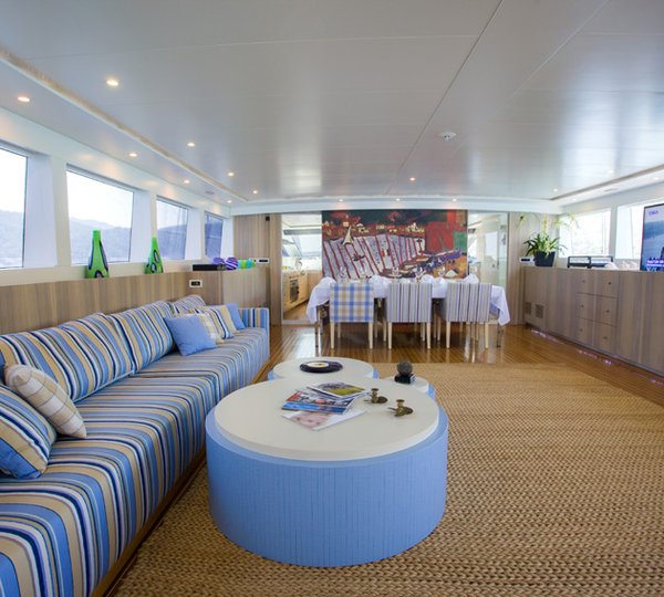 Sail yacht L'AQUILA - Salon