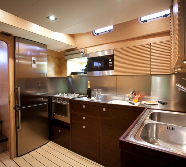 Sail yacht WIZARD -  Galley