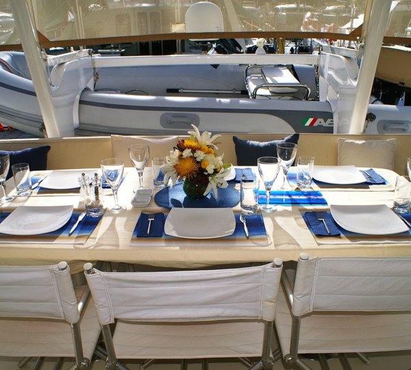 Sailing Catamaran - 42 - Alfresco Dining