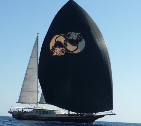 Sailing Yacht DAIMA - Spinaker