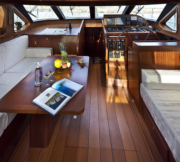 Sailing Yacht Myosotis -  Main Salon