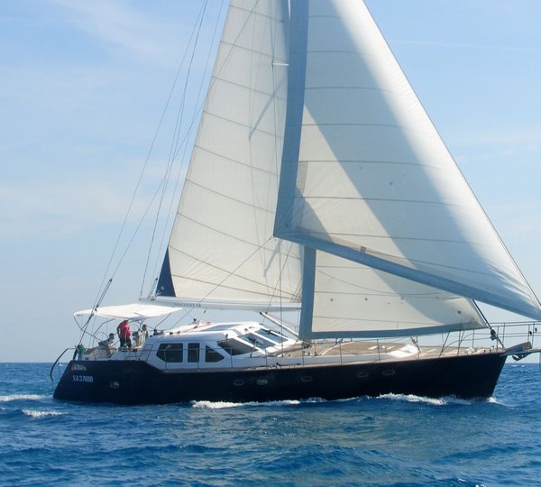 Sailing Yacht Myosotis -  Main.