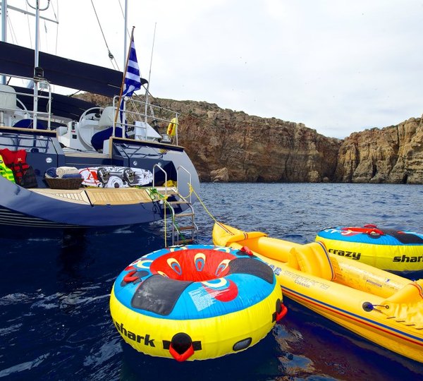 Sailing yacht AMADEUS - Swim Platform and Toys