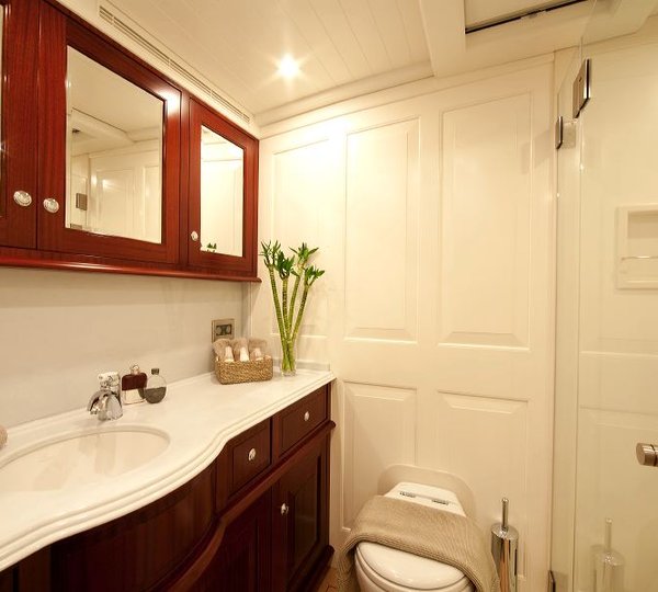 Master Cabin Bathroom