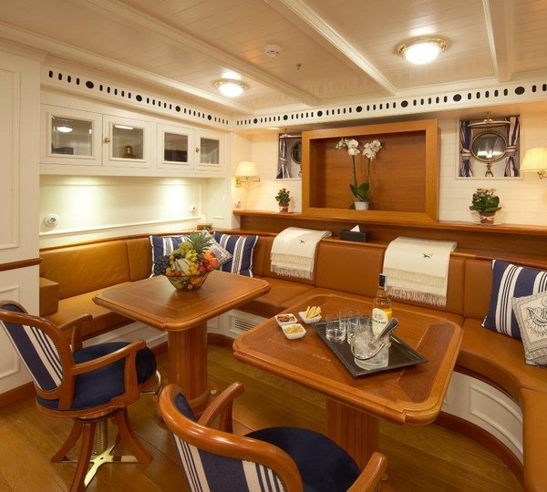 Sailing yacht Germania Nova - Main Salon