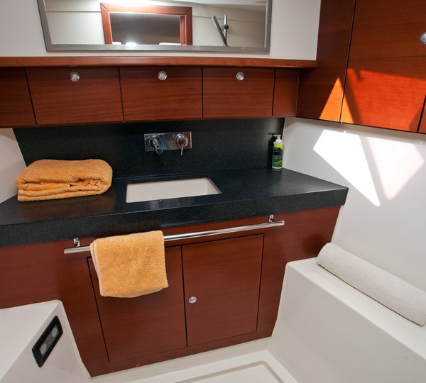 Sailing yacht MODUS VIVENDI -  Master Ensuite