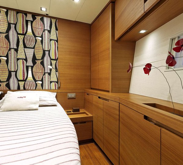 Sailing yacht MRS MARIETTA CUBE - Cabin 2