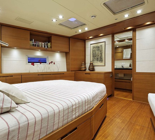 Sailing yacht MRS MARIETTA CUBE - Cabin 3